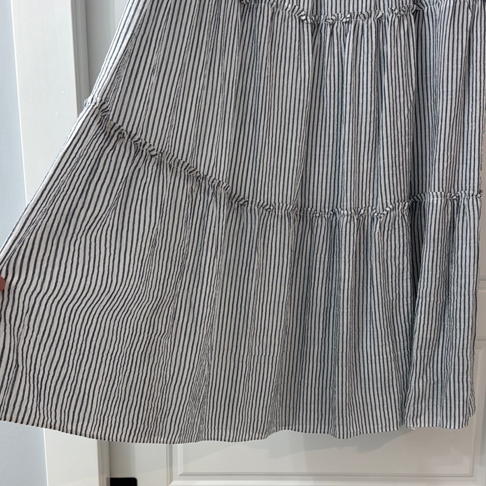 Max Studio Striped Blue/Gray Women's tiered Maxi Skirt - Picture 4 of 6